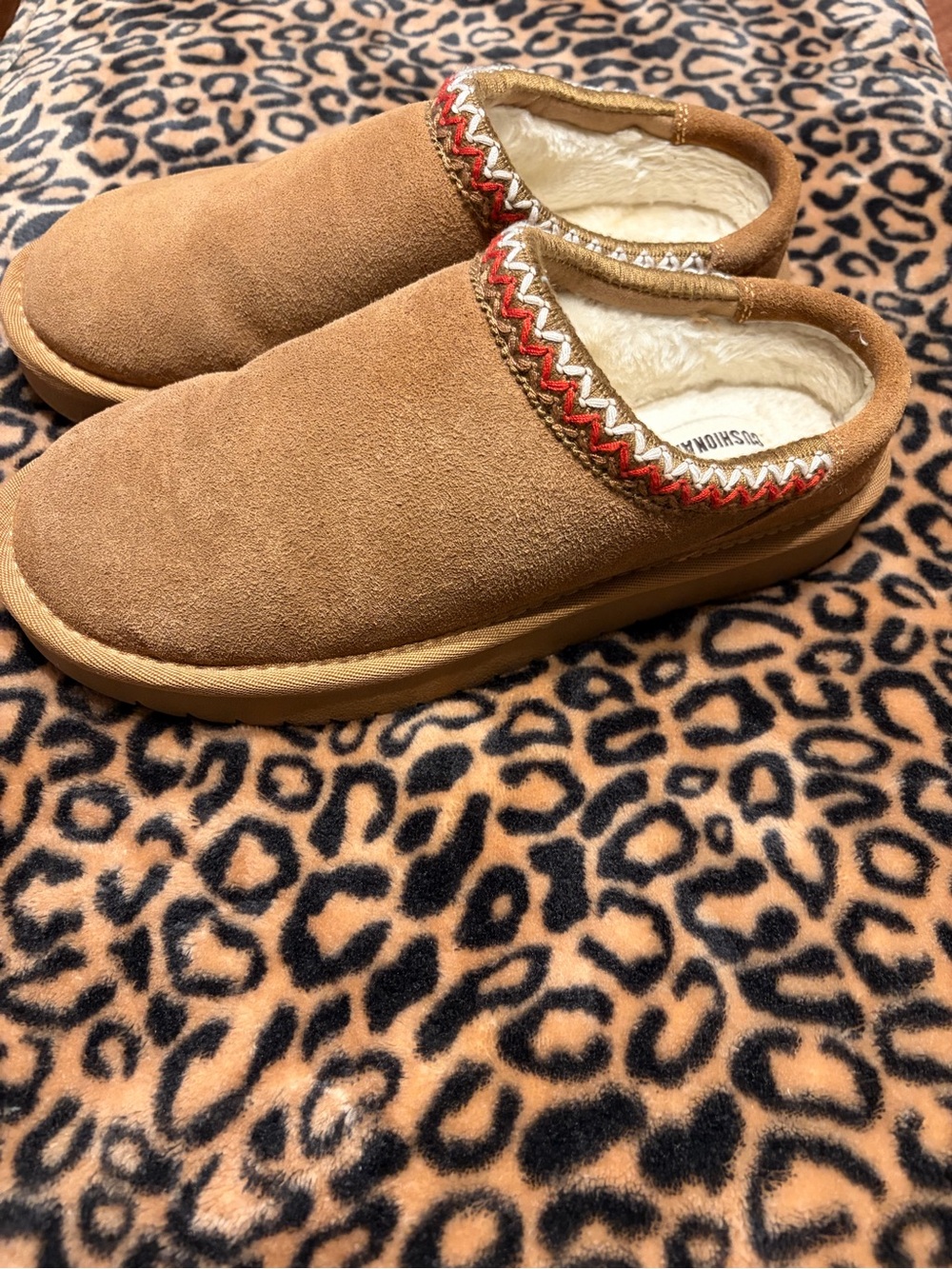 Cozy Tan Suede Slip-On Mules with Faux Shearling Lining